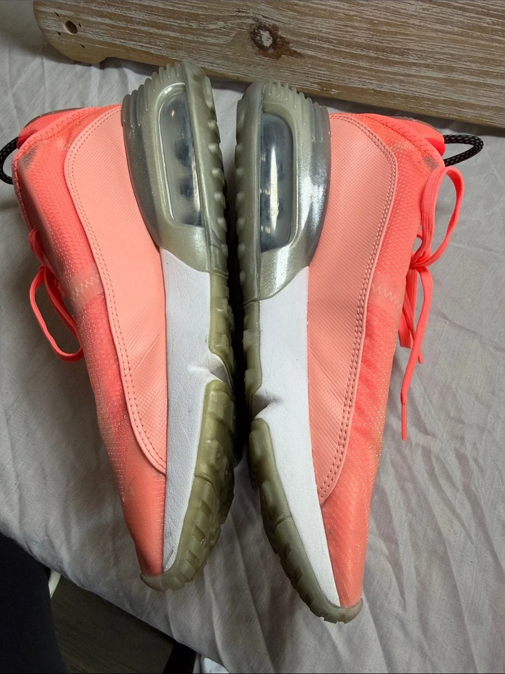Nike Women's Coral/Hot Pink Athletic Running Sneakers